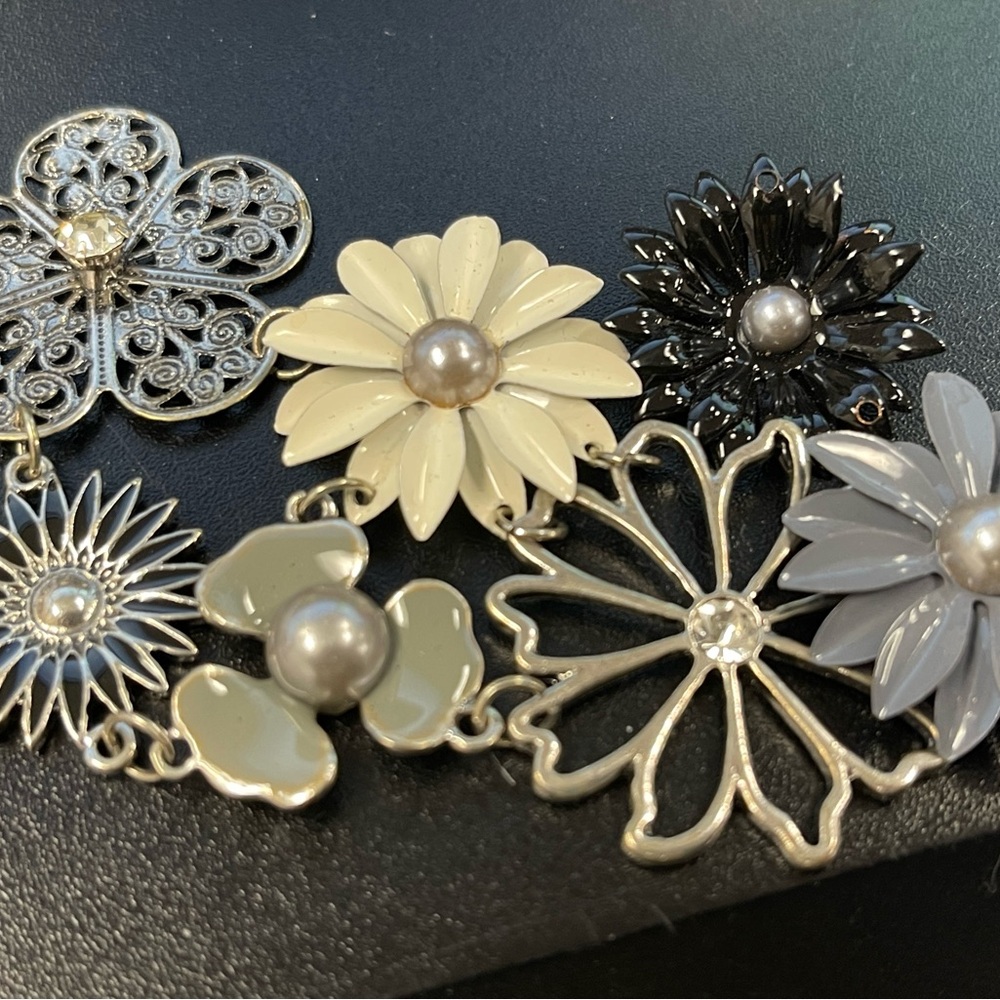 (A) Jewelry Craft Bag- See pic - Picture 6 of 16